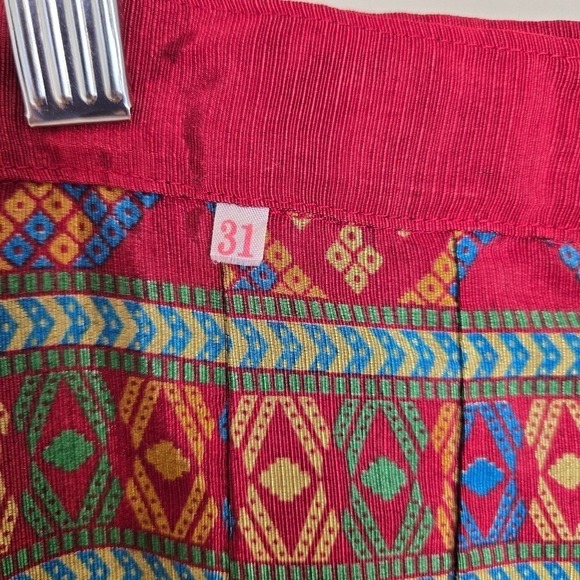 Vintage Thai Silk Skirt Size 10 M Boho Ethnic Festival Wear Bright Ikat Print - Picture 7 of 13